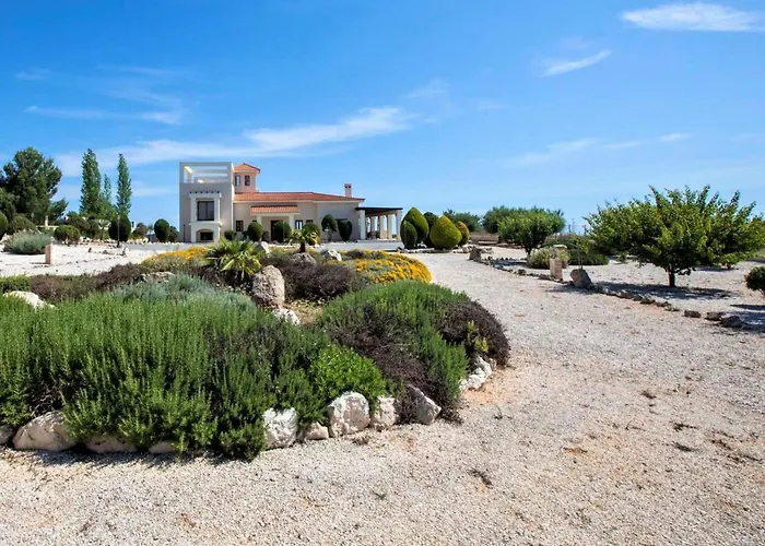 Mit Blick Auf Berge Und Whirlpool By Interhome * 카티카스