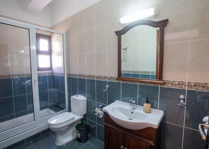 Mit Blick Auf Berge Und Whirlpool By Interhome 펜션