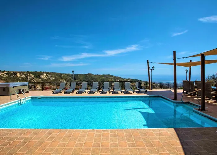 Mit Blick Auf Berge Und Whirlpool By Interhome 카티카스