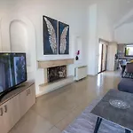 Mit Blick Auf Berge Und Whirlpool By Interhome Σπίτι διακοπών Κάθηκας