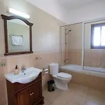 Mit Blick Auf Berge Und Whirlpool By Interhome Σπίτι διακοπών