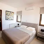 Σπίτι διακοπών Mit Blick Auf Berge Und Whirlpool By Interhome *