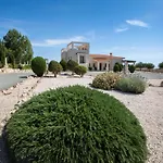 Σπίτι διακοπών Mit Blick Auf Berge Und Whirlpool By Interhome *