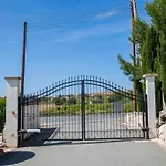 Mit Blick Auf Berge Und Whirlpool By Interhome Σπίτι διακοπών Κάθηκας