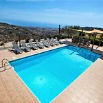 Mit Blick Auf Berge Und Whirlpool By Interhome *
