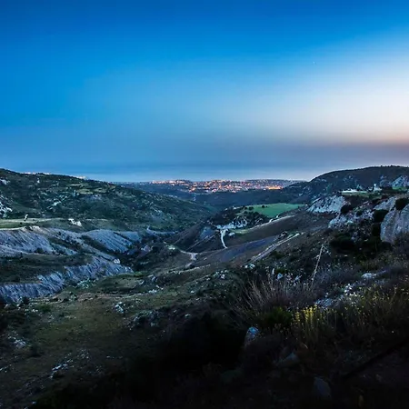 Mit Blick Auf Berge Und Whirlpool By Interhome *