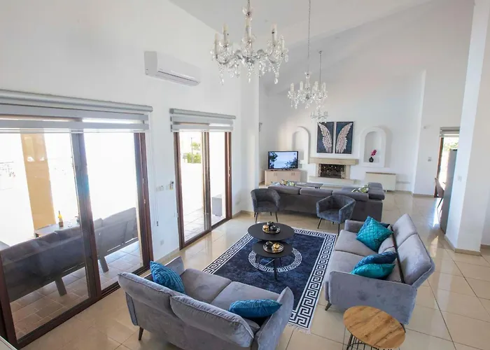 Mit Blick Auf Berge Und Whirlpool By Interhome Casa vacanze *