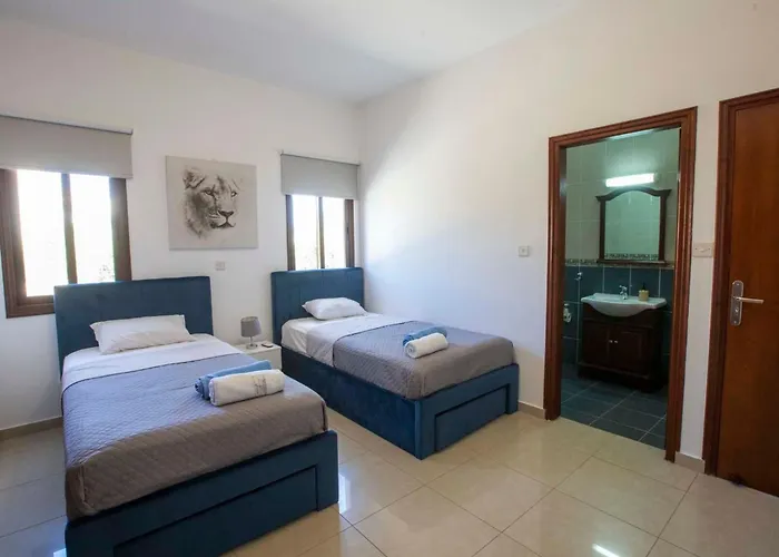 Mit Blick Auf Berge Und Whirlpool By Interhome Casa vacanze *