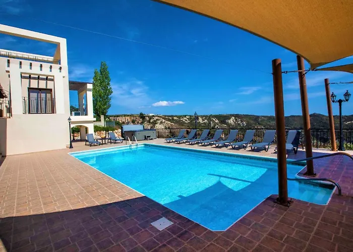 Mit Blick Auf Berge Und Whirlpool By Interhome * Káthikas