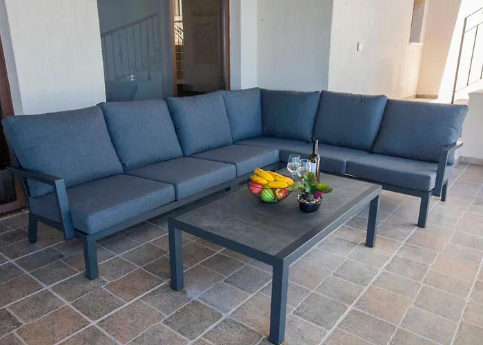 Сasa de vacaciones Mit Blick Auf Berge Und Whirlpool By Interhome *